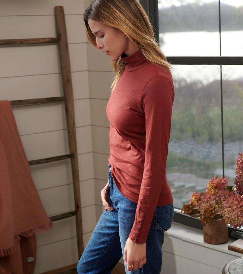 Women Snap Sleeve Turtleneck - Madder Brown | Hatley Tops